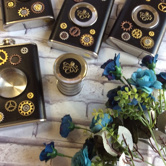 🌸 STEAMPUNK FLASK GEARS SHOT GLASS SET VINTAGE CUSTOM CUP MUG COOL GIFT SPECIAL - Picture 7 of 8